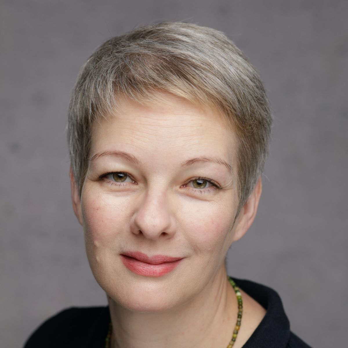 Tina Agu Massage- und Wellnesstherapeutin