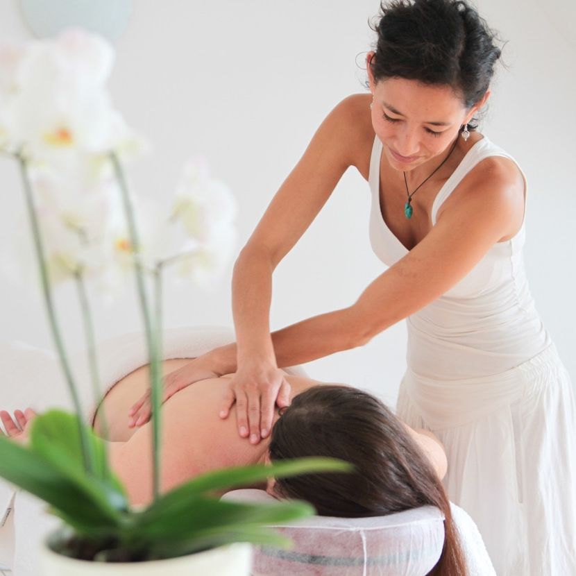 Zeit für Dich. Wohlige Massage für Frauen